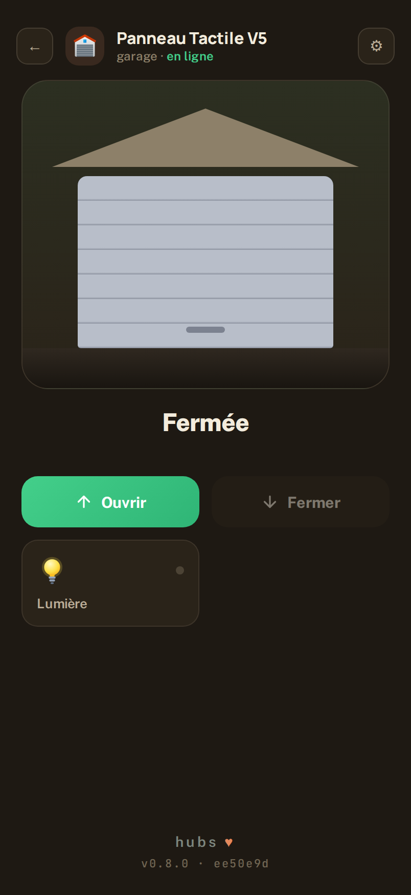 Écran garage de l'application Hubs — thème sombre
